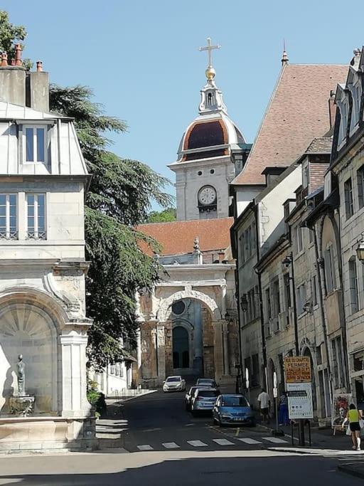 Charmant Cocon Centre Historique Μπεζανσόν Εξωτερικό φωτογραφία